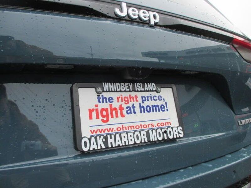 New 2026 Jeep Grand Cherokee Limited 4x4Image 11