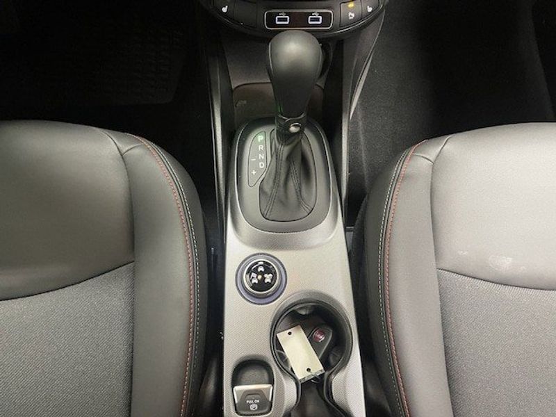 2023 Fiat 500x Sport AwdImage 9