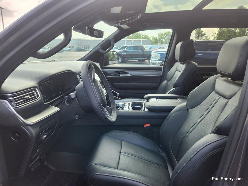 2026 Jeep Grand Wagoneer Upland 4x4