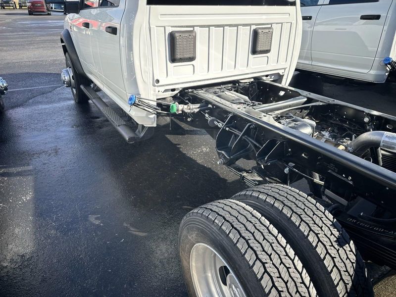 2024 RAM 4500 Tradesman Chassis Crew Cab 4x4 60