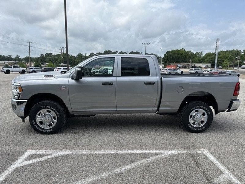 2024 RAM 2500 Tradesman Crew Cab 4x4 6