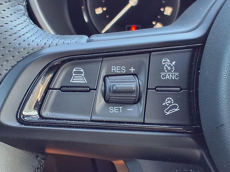 Used 2024 Alfa Romeo Stelvio TiImage 19