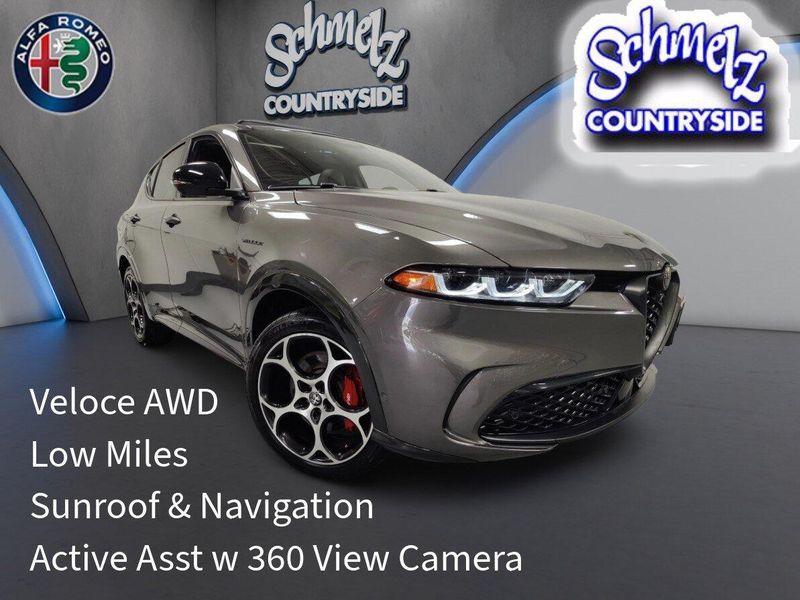 Used 2024 Alfa Romeo Tonale Veloce eAWD w/Sunroof & Activ AsstImage 1