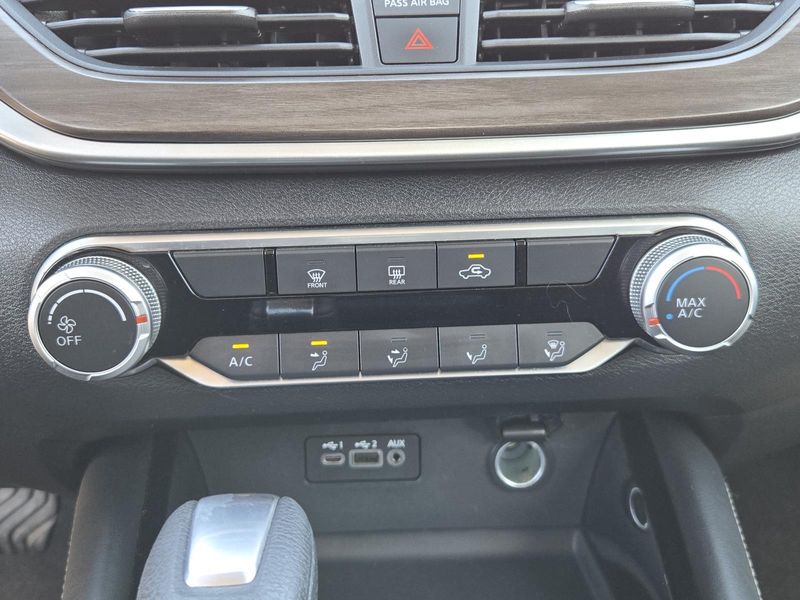 Used 2023 Nissan Altima 2.5 SV AWD Sedan