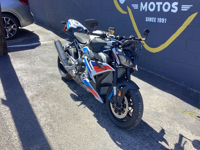 New 2026 BMW M 1000 R 