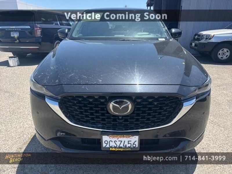 2022 Mazda CX-5 2.5 Turbo SignatureImage 2