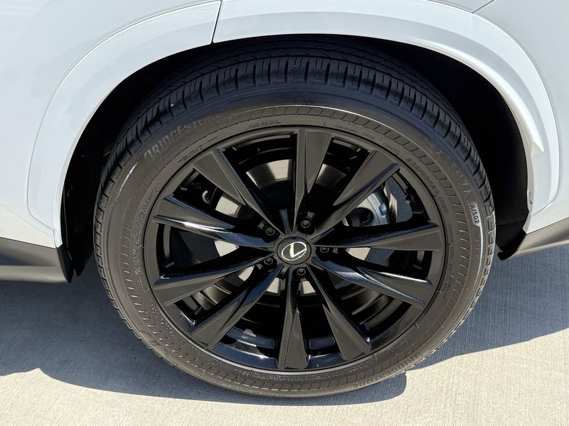 2024 Lexus NX 350 F SPORT HandlingImage 16