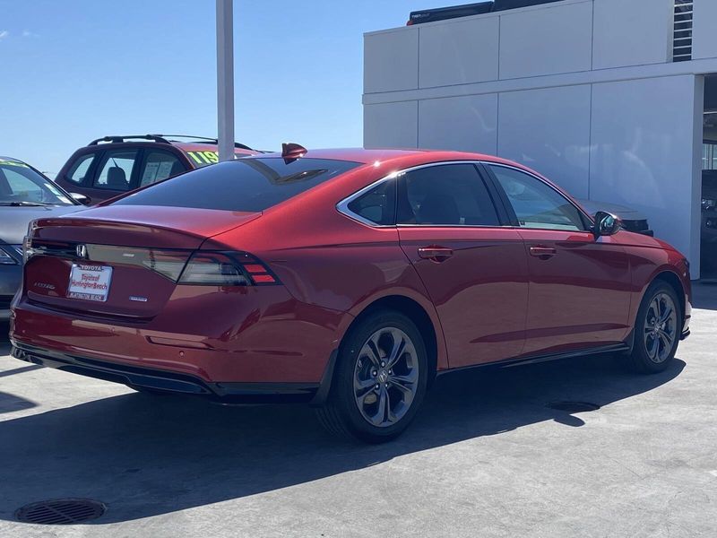 2025 Honda Accord Hybrid EX-LImage 4