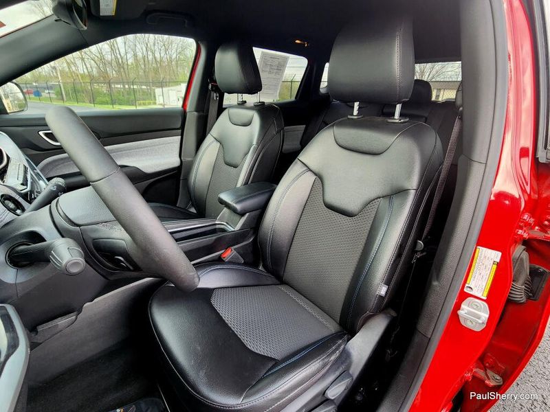 Used 2023 Jeep Compass Latitude
