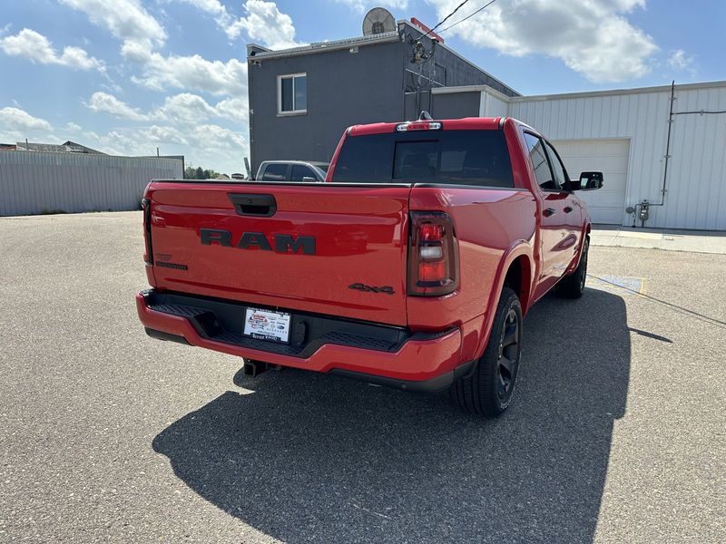 2025 RAM 1500 Big Horn Crew Cab 4x4 5