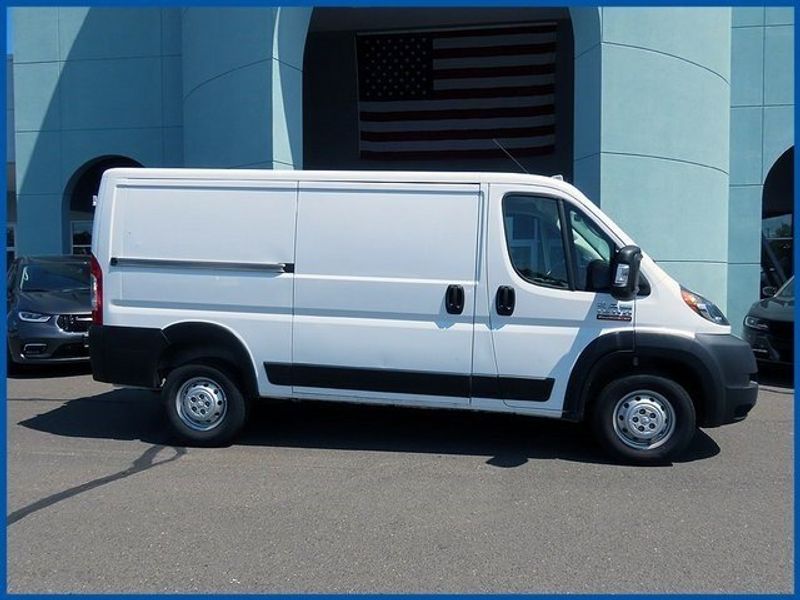2021 RAM ProMaster 1500 Low RoofImage 2