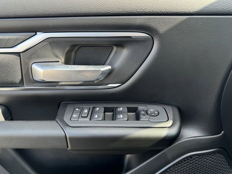 2025 RAM 1500 Big HornImage 17