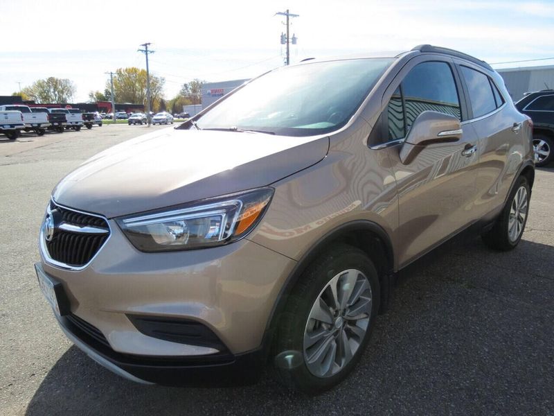 2019 Buick Encore Preferred AWD 4dr CrossoverImage 4