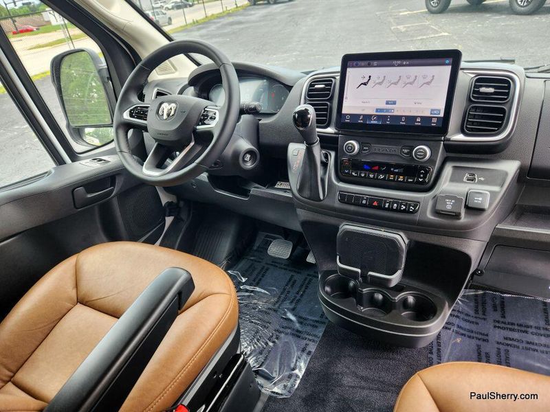 2024 RAM Promaster 3500 Slt+ Window Van High Roof 159