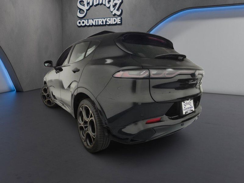 Used 2025 Alfa Romeo Tonale Intensa AWD w/SunroofImage 15