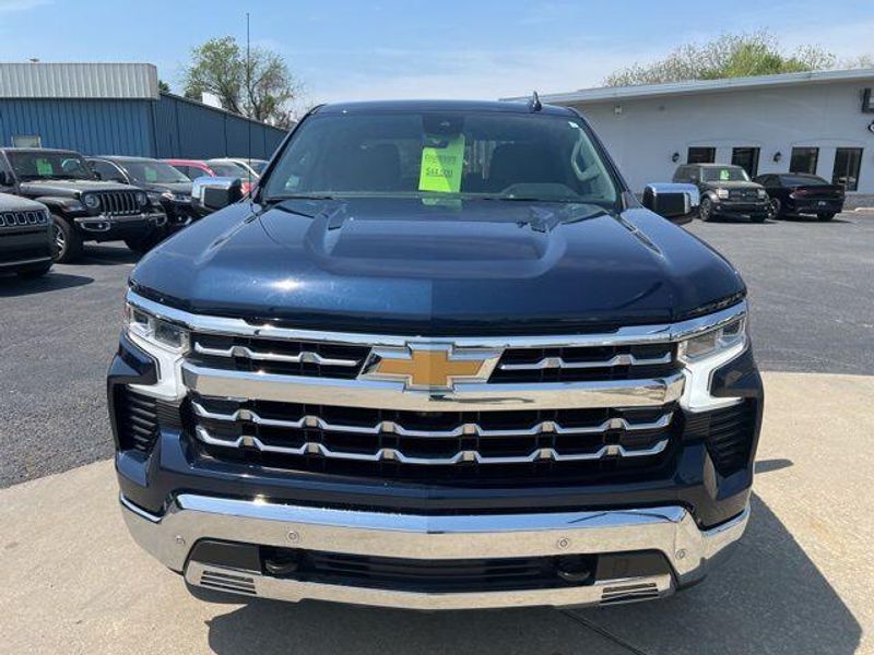 2023 Chevrolet Silverado 1500 LTZImage 2