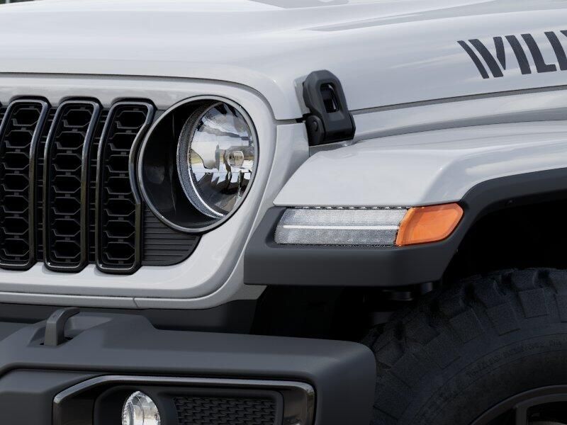 New 2025 Jeep Gladiator Willys 4x4Image 22