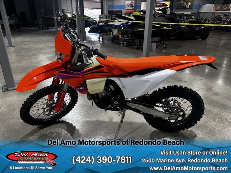 2024 KTM 500 XW-F  in a ORANGE exterior color. Del Amo Motorsports of Redondo Beach (424) 304-1660 delamomotorsports.com 