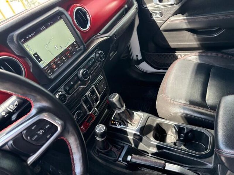 2021 Jeep Gladiator Rubicon photo 20