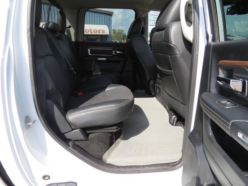 Used 2015 RAM 1500 Laramie 4x4 4dr Crew Cab 5.5 ft. SB PickupImage 25