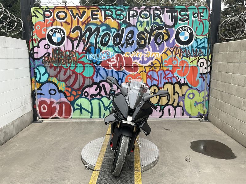 New 2026 BMW S 1000 RR Image 8