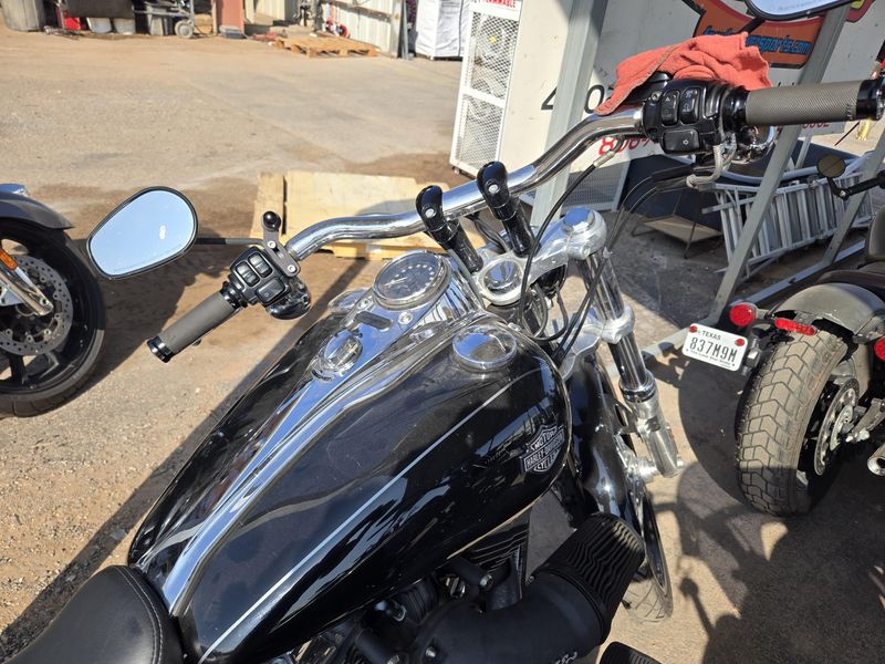 USED 2015 HARLEY DYNA WIDE GLIDE Image 4