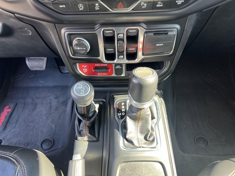 2020 Jeep Gladiator MojaveImage 13