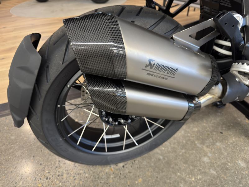2025 BMW R 1300 GS - TROPHY - AUTOMATIC SHIFT ASSISTANT - RACING BLUE METALLIC 