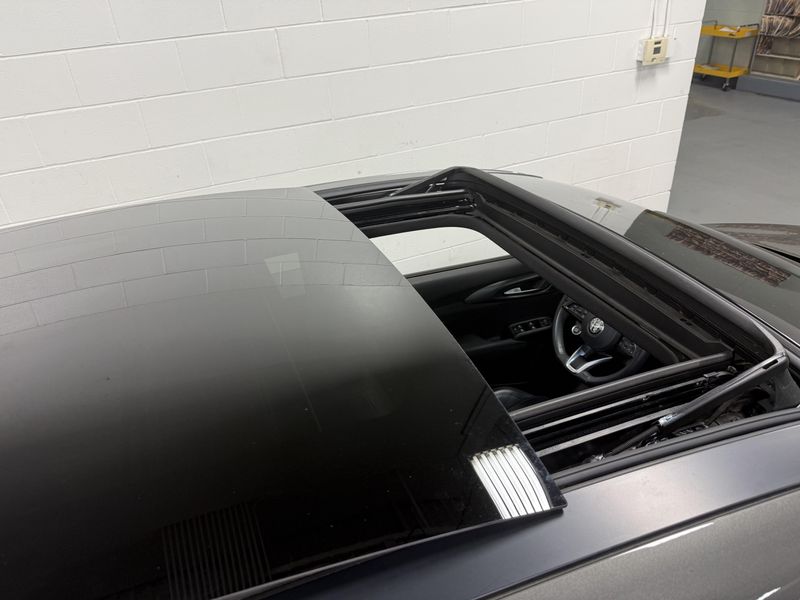 Used 2024 Alfa Romeo Tonale Ti Premium eAWD w/SunroofImage 6