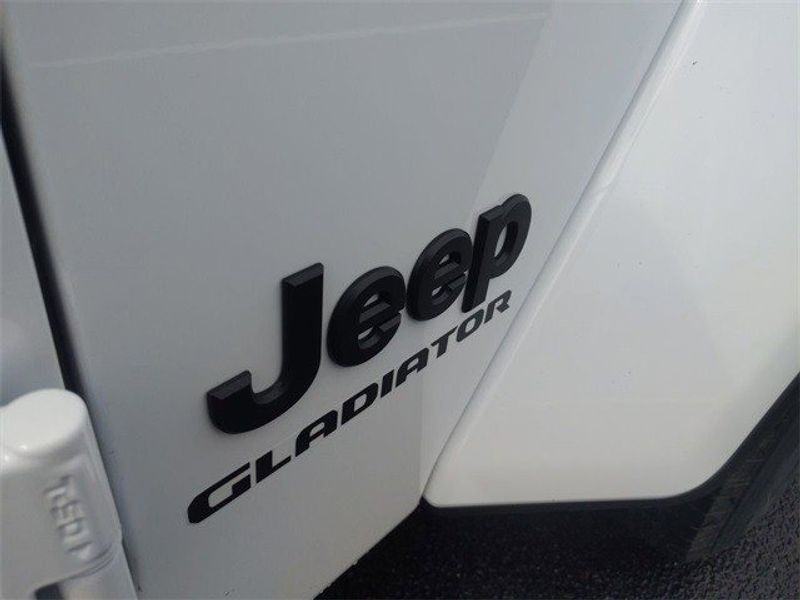 2022 Jeep Gladiator Sport S 4x4Image 10