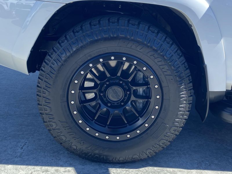 Used 2023 Toyota 4Runner SR5 PremiumImage 8