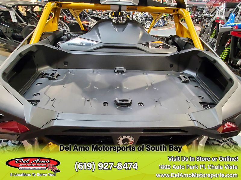 2024 Can-Am 7ARA  in a CARBON BLACK & NEO YELLOW exterior color. Del Amo Motorsports delamomotorsports.com 