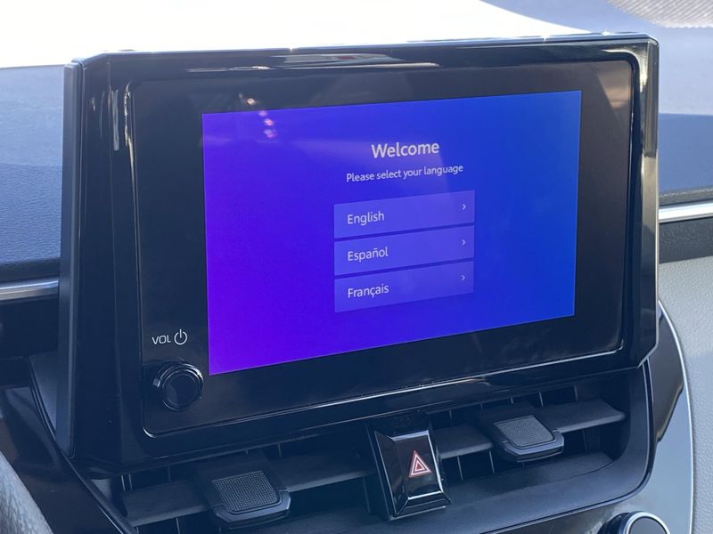 Used 2025 Toyota Corolla LEImage 18