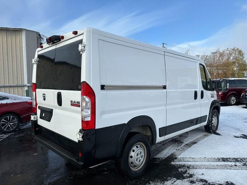 2021 RAM ProMaster 2500 BaseImage 11