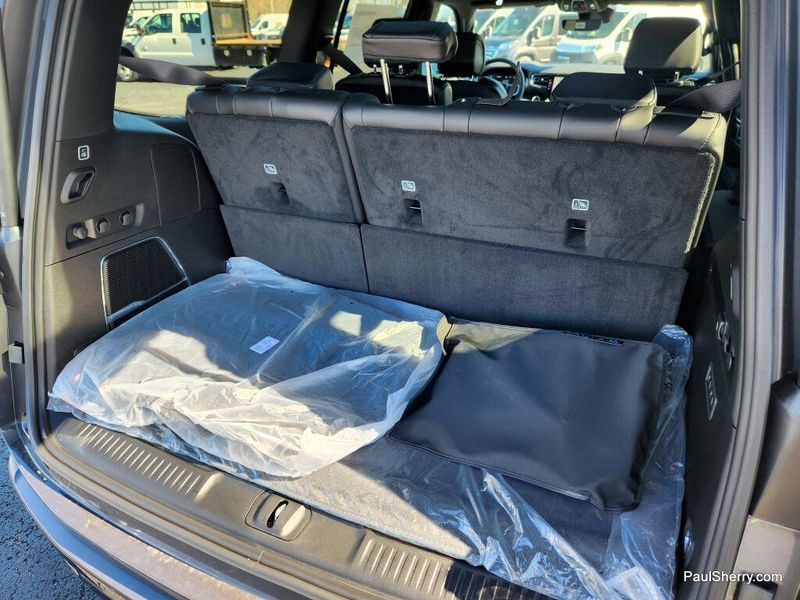 2026 Jeep Grand Wagoneer Upland 4x4