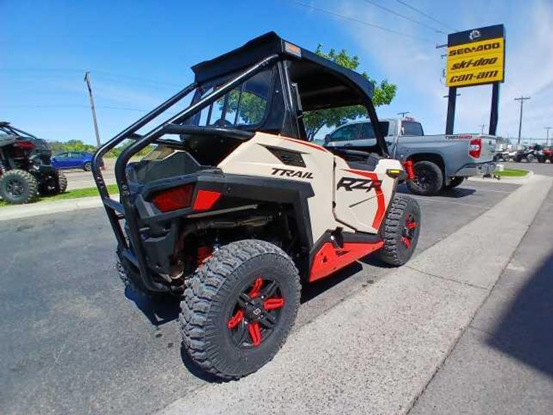 2025 Polaris RZR TRAIL ULTIMATE 