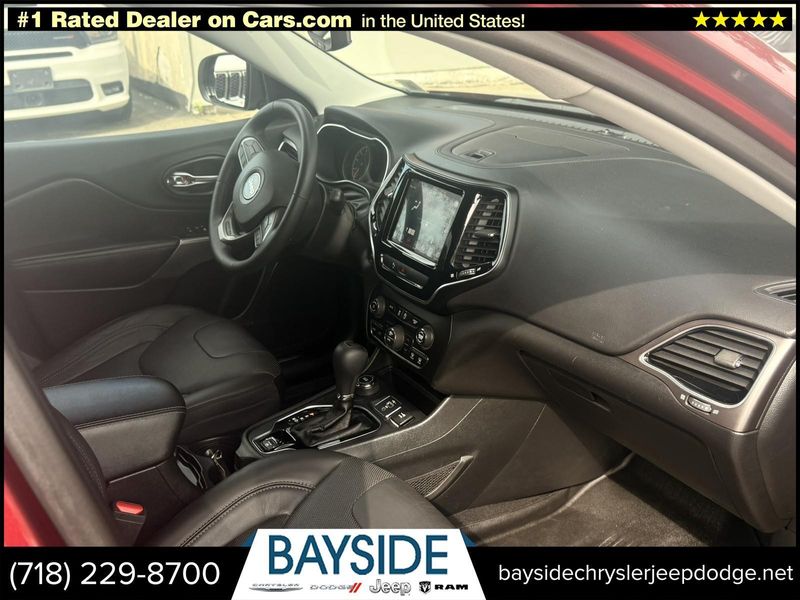 2019 Jeep Cherokee Limited photo 15