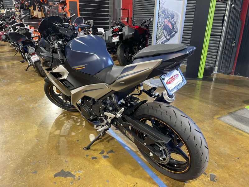Used 2023 Kawasaki NINJA 400 Image 11