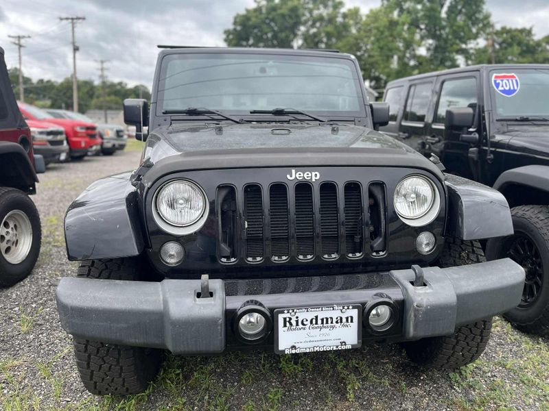 Used 2016 Jeep Wrangler Unlimited Image 20