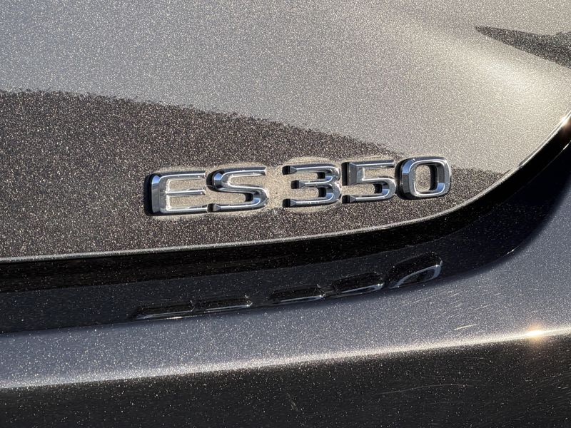 Used 2024 Lexus ES 350Image 14