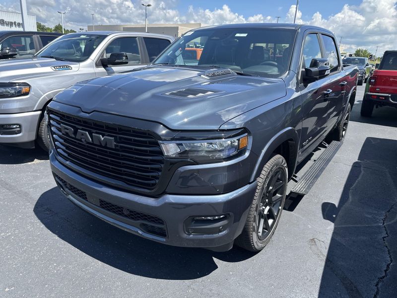 2025 RAM 1500 Laramie Crew Cab 4x4 5