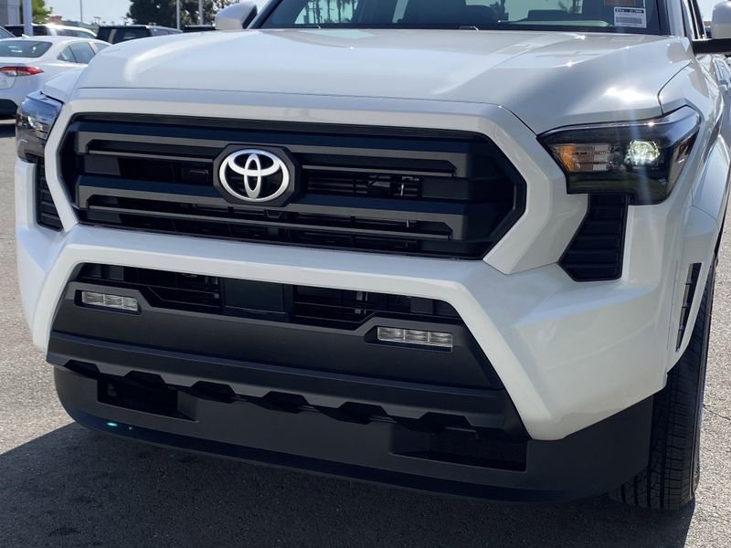 New 2025 Toyota Tacoma SR5Image 7