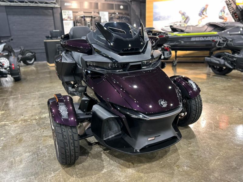 New 2025 Can-Am SPYDER RT SEA-TO-SKY (SE6) Image 2