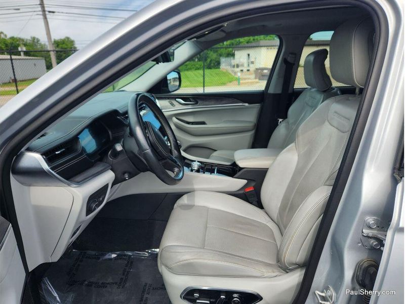 Used 2021 Jeep Grand Cherokee L Overland