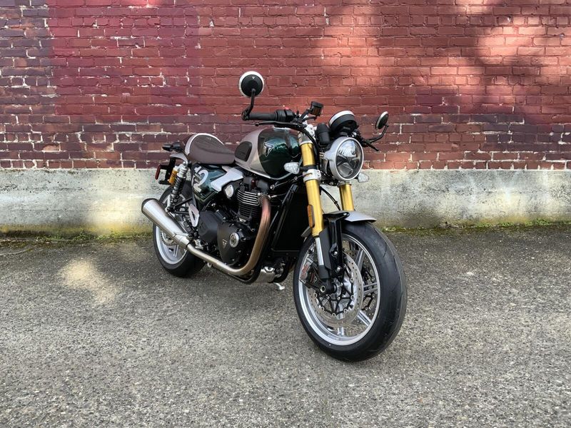 2027 Triumph SPEED TWIN 1200 CAFE RACER