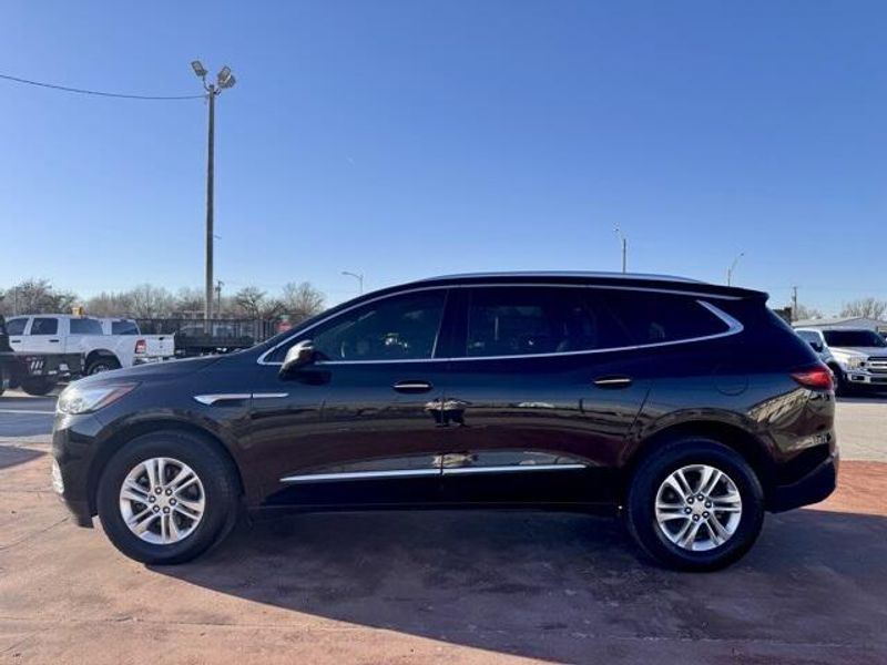 Used 2019 Buick Enclave EssenceImage 9