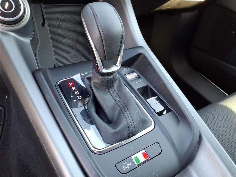 New 2026 Alfa Romeo Tonale VeloceImage 24