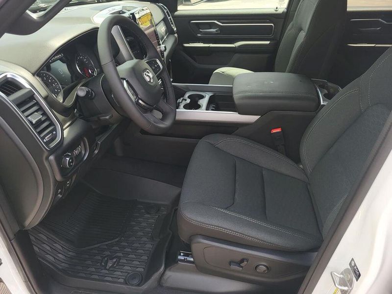 2025 RAM 1500 Lone Star Crew Cab 4x4 5