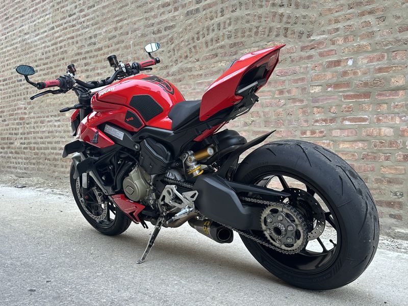 2021 Ducati Streetfighter V4  Image 6
