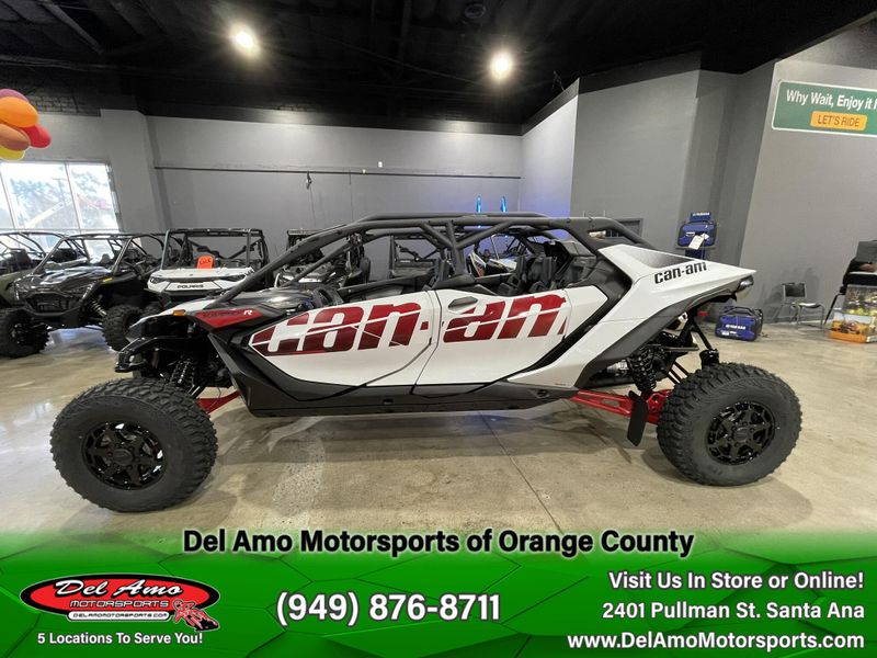 2025 Can-Am MAVERICK R MAX  999T DCTImage 6